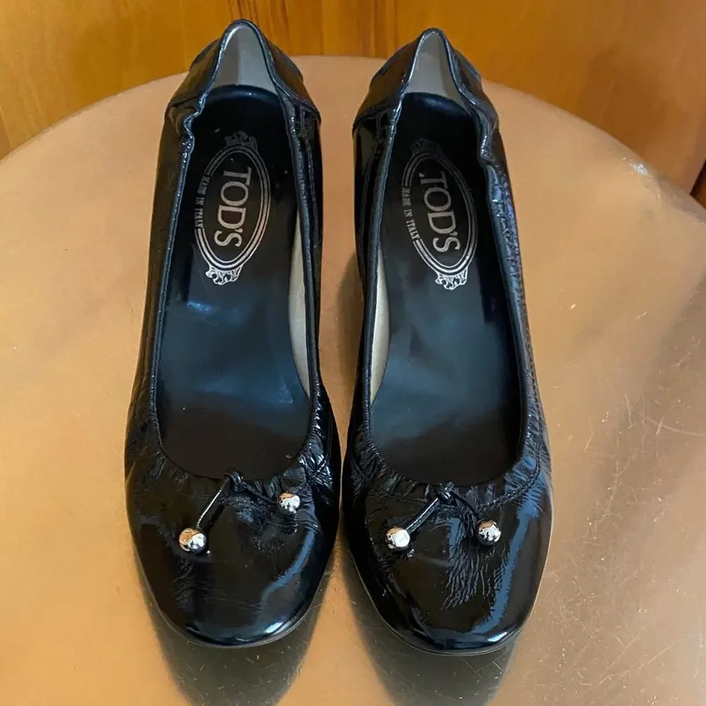 Tod's Black Patent Leather Flats Kitten Heel Tassel Silver Balls w/ Dust Bag - Picture 2 of 13